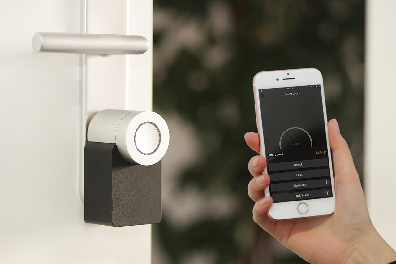 smart lock installation in bracebridge what cottage owners need to know - photo from Wikimedia Commons
